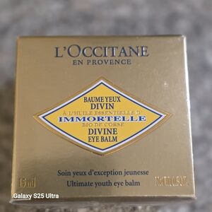 L'OCCITANE Divine Eye Balm in Elegant Gold Packaging
